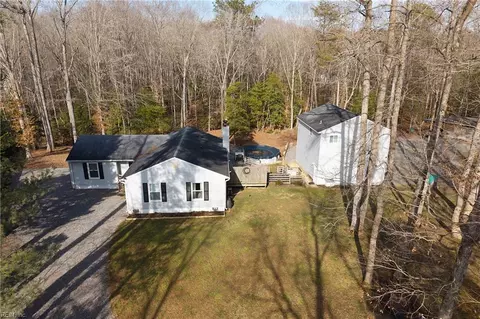 6851 Cedar Lake Dr, Gloucester, VA 23061