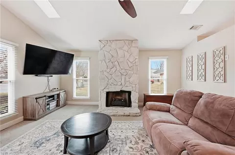 505 Arondale Ct, Chesapeake, VA 23320
