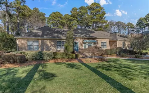 4212 Dougherty Ct, Virginia Beach, VA 23455