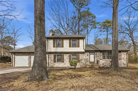 4101 Forresthills Dr, Portsmouth, VA 23703