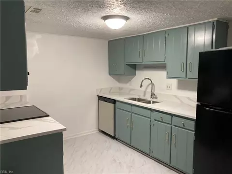 371 Advocate Ct #C, Newport News, VA 23608