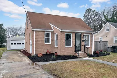 709 New York Ave, Hampton, VA 23661