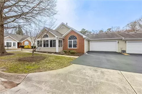 111 Pond Vw, Yorktown, VA 23692