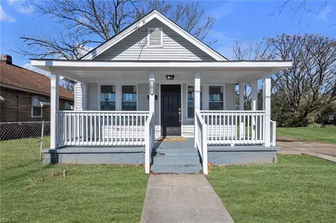 1003 41st St, Newport News, VA 23607