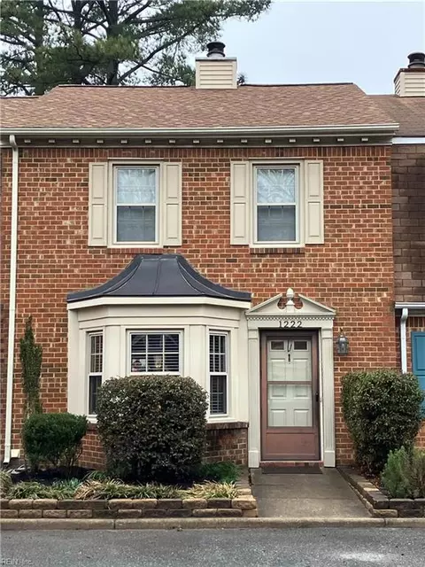 1222 Cedar Mill Sq, Chesapeake, VA 23320