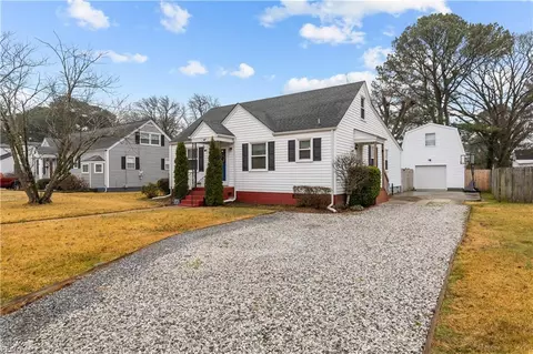 4021 Dartmouth St, Portsmouth, VA 23707