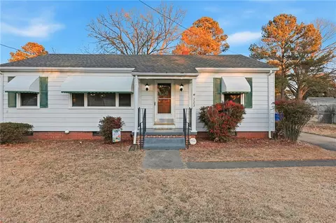 223 Deal Dr, Portsmouth, VA 23701