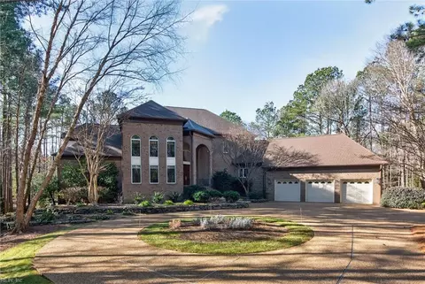 2412 Pates Crk, Williamsburg, VA 23185