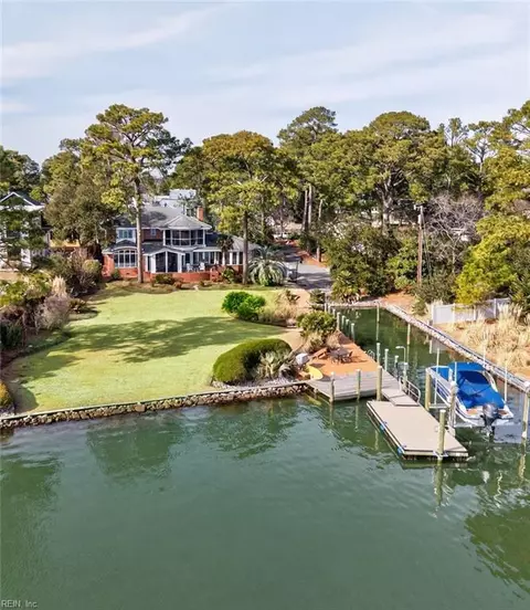 2001 English Cedar Cir, Virginia Beach, VA 23451