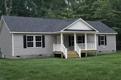 2205 Cooks Landing Rd, Hayes, VA 23072