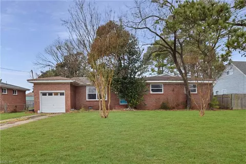 629 Kenneth Rd, Virginia Beach, VA 23462