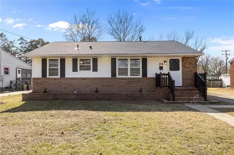 24 Hickory Hill Rd, Hampton, VA 23666