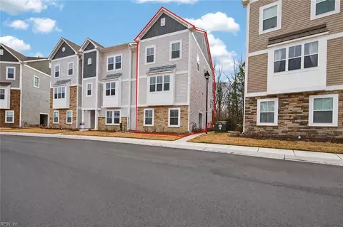 2009 Laycock Ln #102, Suffolk, VA 23435