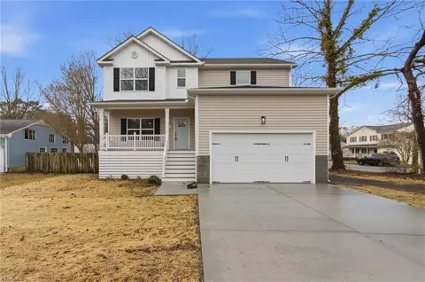 2 Tiffany Ln, Hampton, VA 23664