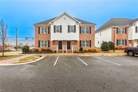 15661 Warwick Blvd #C, Newport News, VA 23608