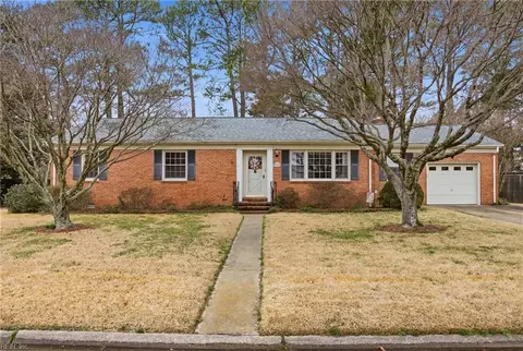 1908 Rosemary Ln, Chesapeake, VA 23321