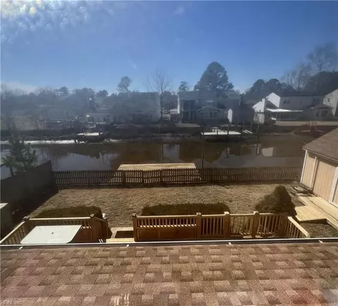 View/Area - 10 Zilber Ct, Hampton, VA 23669 photo 3 of 7