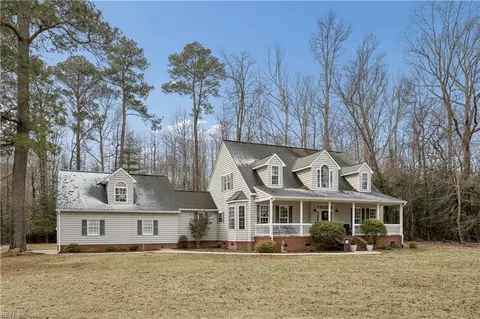 1379 Moonlight Rd, Smithfield, VA 23430