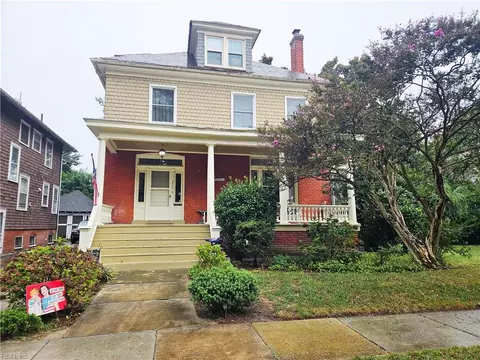 215 E 39th St, Norfolk, VA 23504