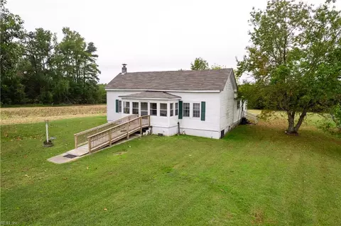 23026 Angelico Rd, Capron, VA 23829
