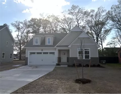 702 Argyll St, Chesapeake, VA 23320