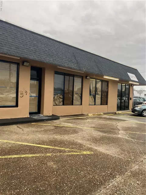 2498 Airline Blvd, Portsmouth, VA 23701