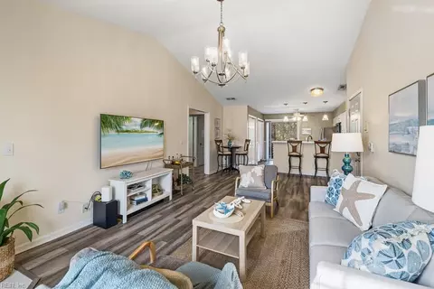 4814 Station House Ln, Virginia Beach, VA 23455
