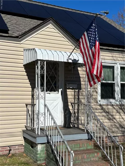 Exterior - 1135 Jasmine St, Hampton, VA 23663 photo 7 of 14
