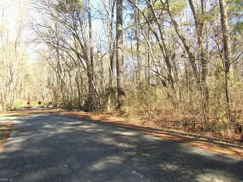 46 Ac Tuck St, Chesapeake, VA 23322