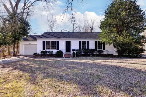 1 Miller Rd, Newport News, VA 23602