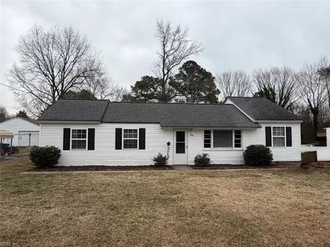 106 Fairfield Ave, Suffolk, VA 23434