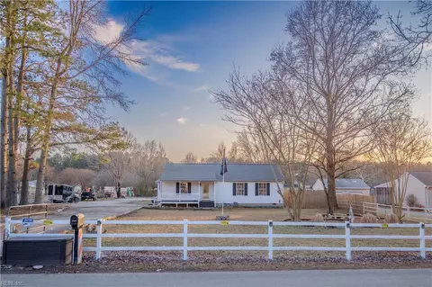 175 Racefield Dr, Toano, VA 23168
