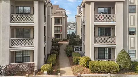 407 Harbour Pt #204, Virginia Beach, VA 23451