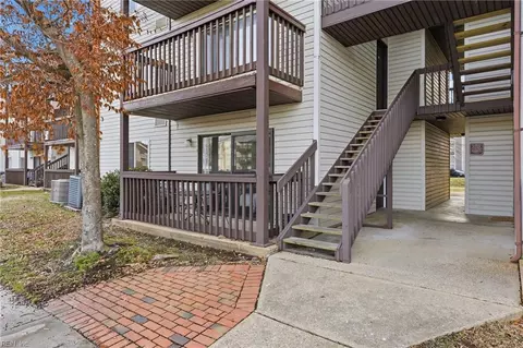 73 Wells Ct, Hampton, VA 23666