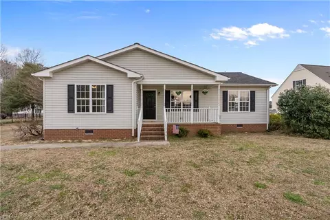 146 Canaan View Ln, Surry, VA 23883