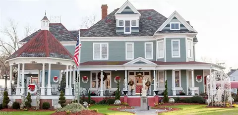 447 W Washington St, Suffolk, VA 23434