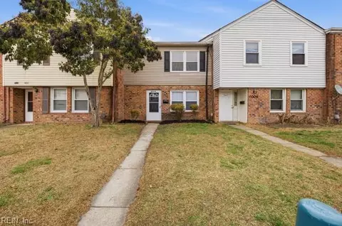 4008 Sloop Trl, Chesapeake, VA 23321