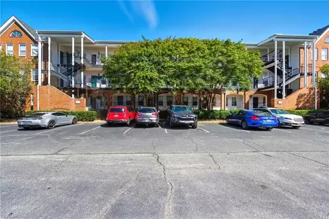 107 Westover Ave #302, Norfolk, VA 23507