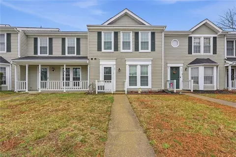 121 Sterling Ct, Yorktown, VA 23693
