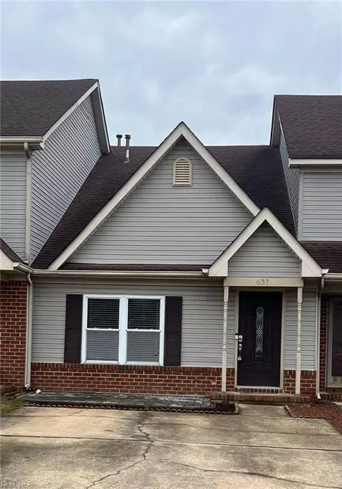 637 Brisa Ct, Chesapeake, VA 23322