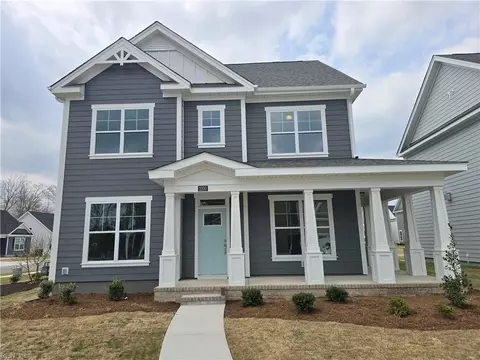 2200 Captiva Ln, Chesapeake, VA 23321