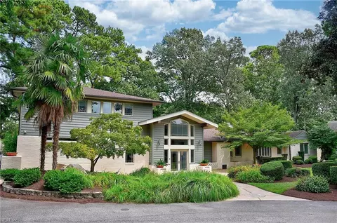 920 Cardinal Rd, Virginia Beach, VA 23451