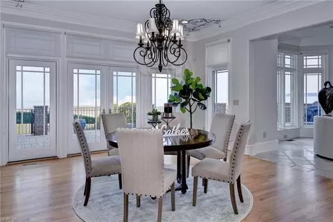 Dining - 2925 Barrets Pointe Rd, Williamsburg, VA 23185 photo 1 of 4