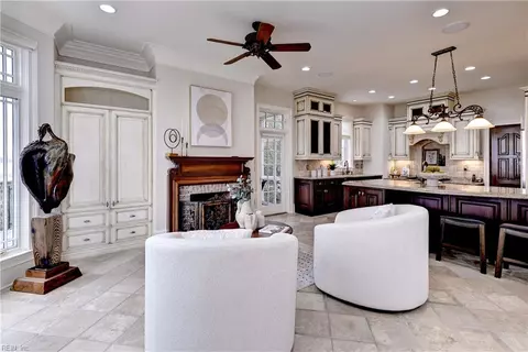 Kitchen - 2925 Barrets Pointe Rd, Williamsburg, VA 23185 photo 5 of 5