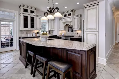 Kitchen - 2925 Barrets Pointe Rd, Williamsburg, VA 23185 photo 1 of 5