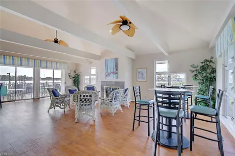 Dining - 212 Dockside Dr #C, Hampton, VA 23669 photo 4 of 4