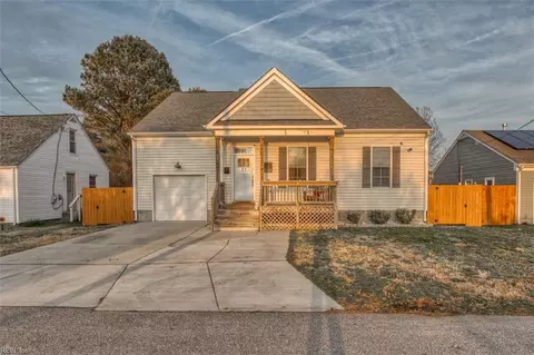 27 Trail St, Hampton, VA 23669