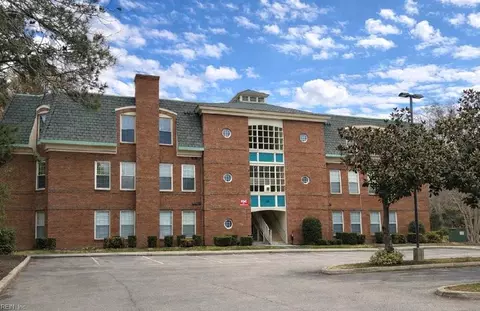 300 Riveranne Ct #313, Virginia Beach, VA 23462