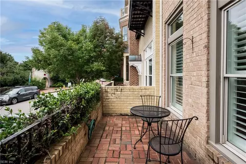 270 Tazewell St, Norfolk, VA 23510