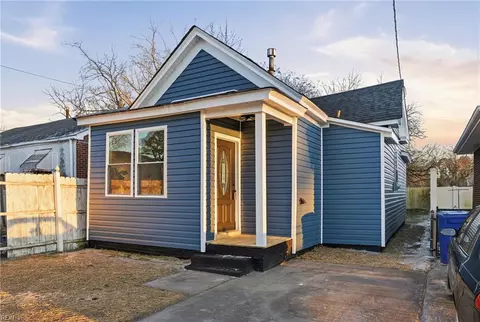 626 42nd St, Newport News, VA 23607